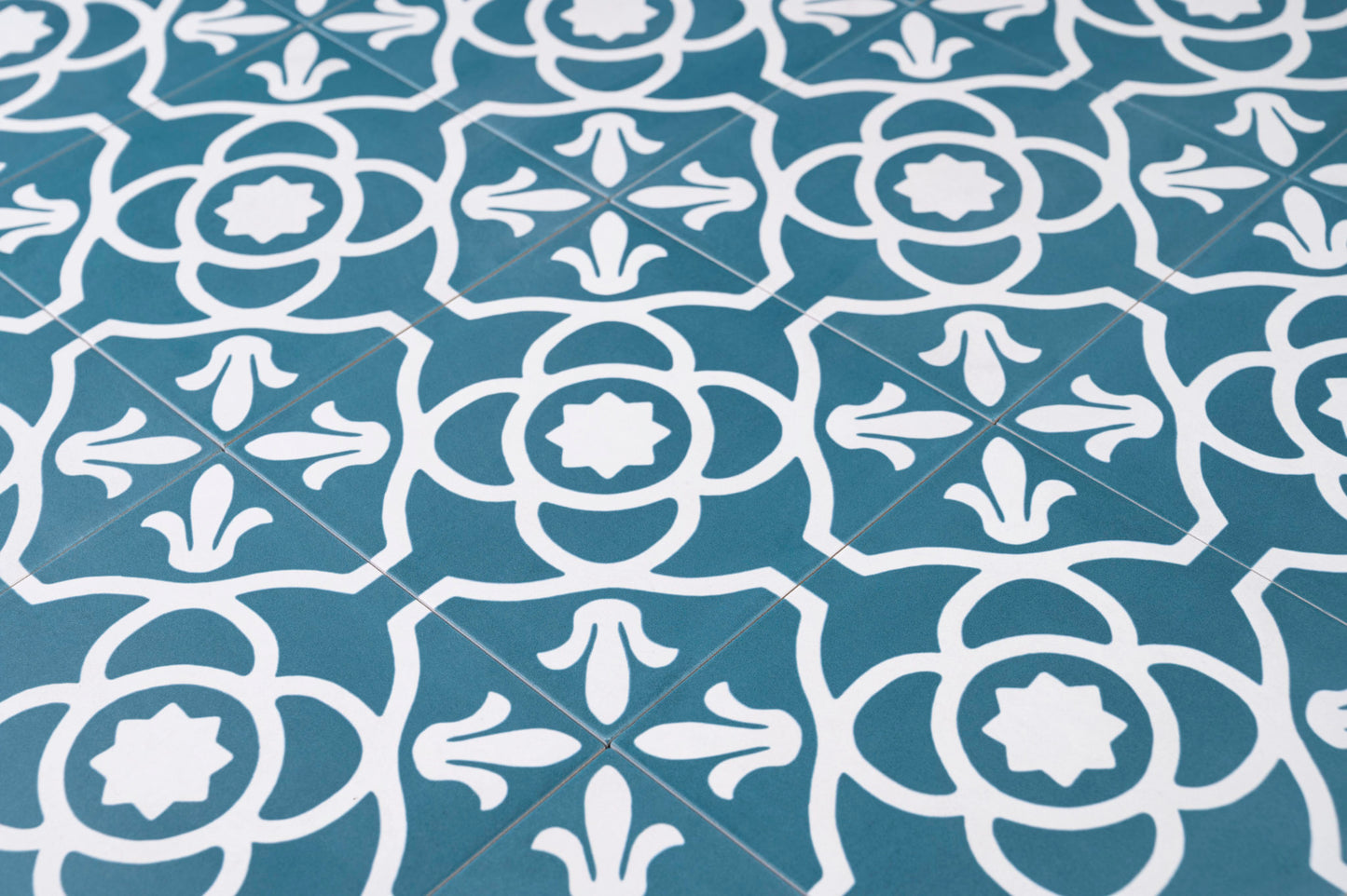 Contrasti Tappeto 11,  R10/B  20x20 cm, Dekorfliese Feinsteinzeug