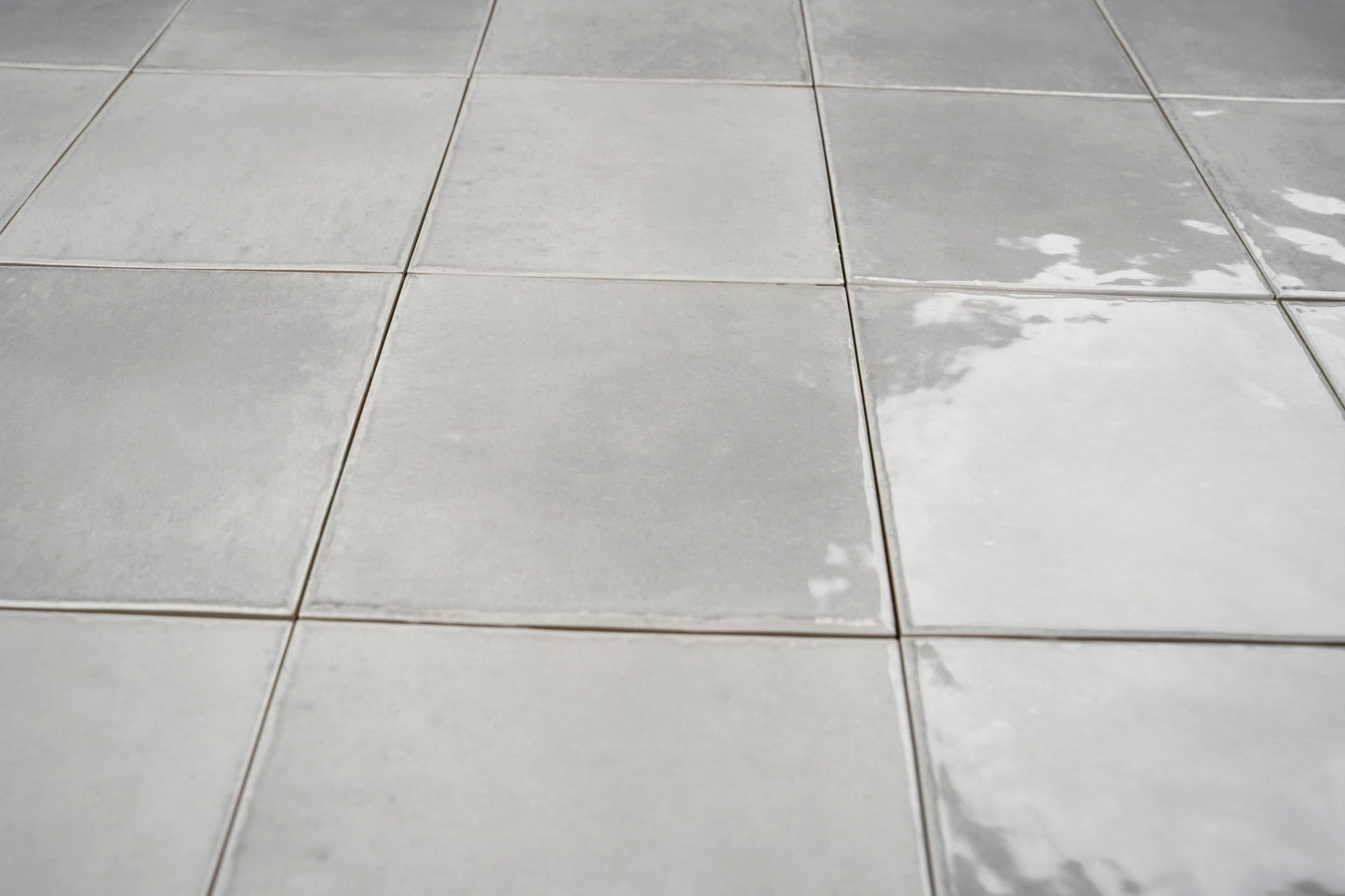 Wandfliese Agadir Piedra (grau) glänzend 14,7X14,7 cm